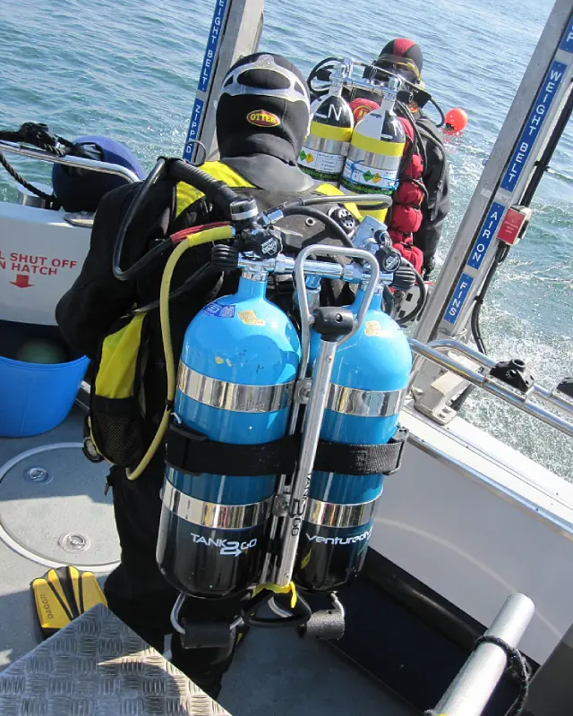 Preparación técnica de material de buceo